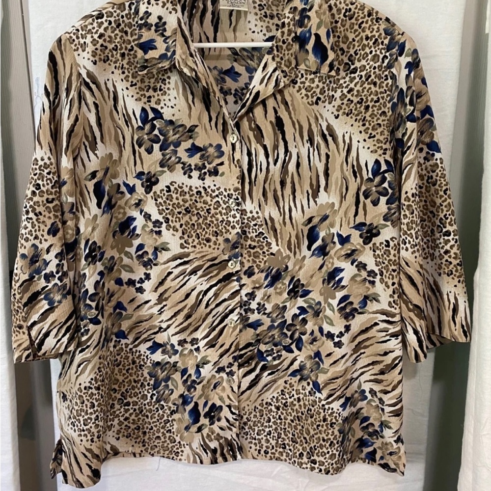 Allison Daley Beige and Blue Animal Print Button-Down Shirt